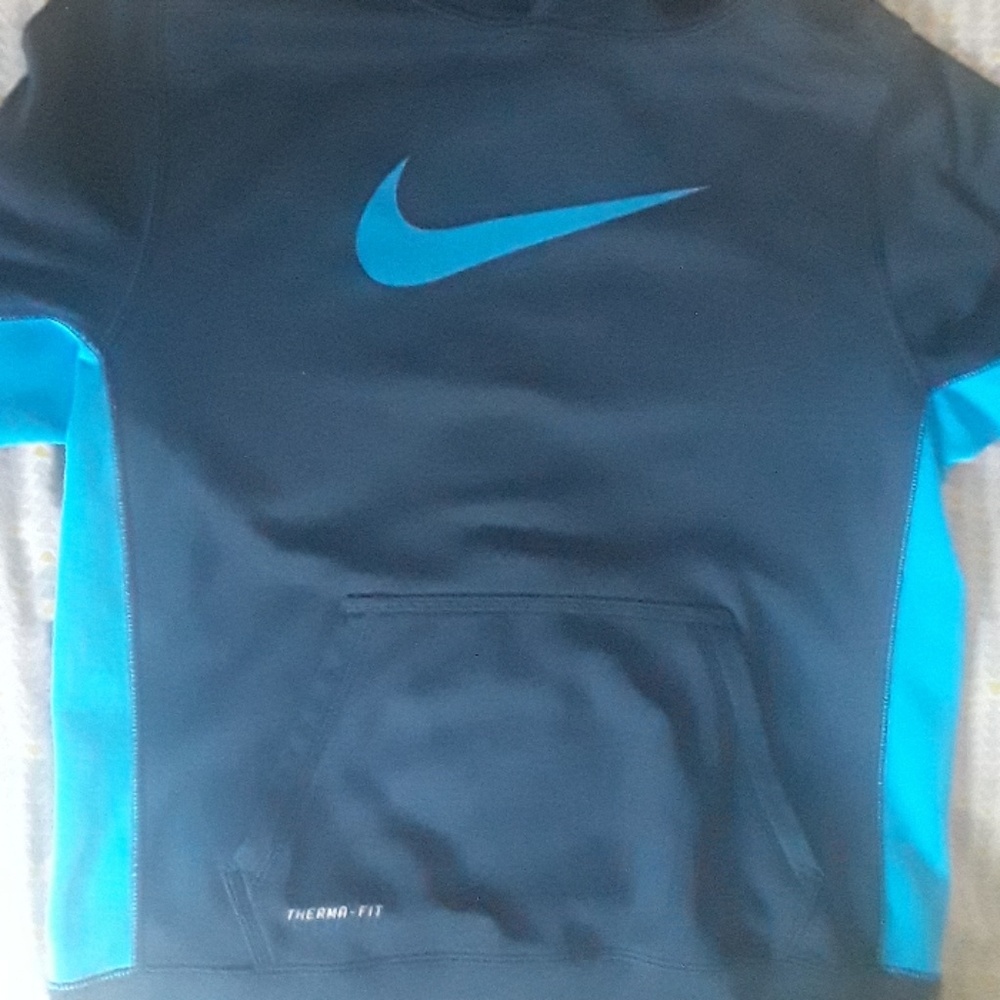 Sweat shirt